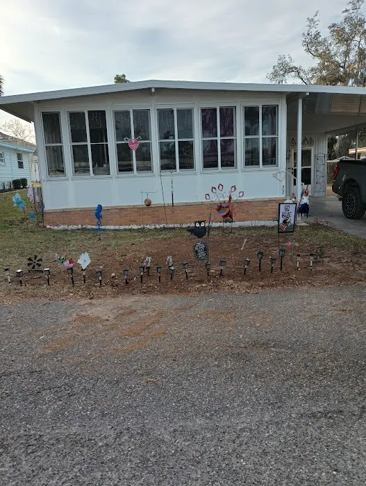 Corley Island Mobile Manor Picture 5