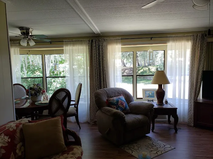 Cypress Creek Mobile Home Park Picture 8
