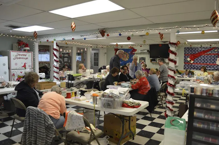 Breezy Oaks RV Park Picture 9