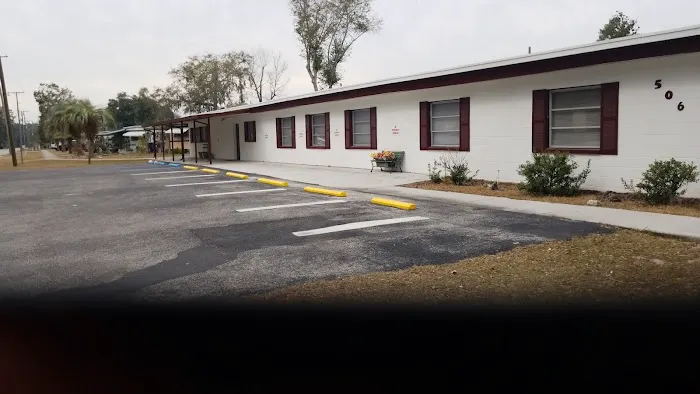 Dogwood Mobile Home Park Picture 2