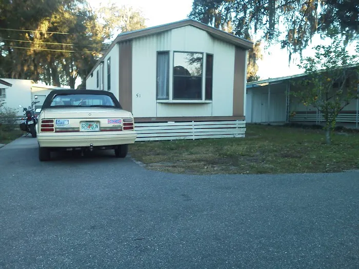 Bushnell Trailer Court Picture 2