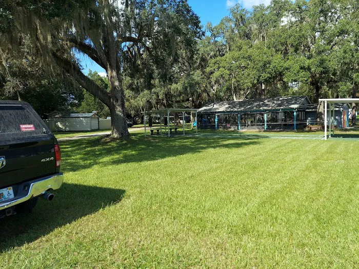 Florilow Oaks Picture 2