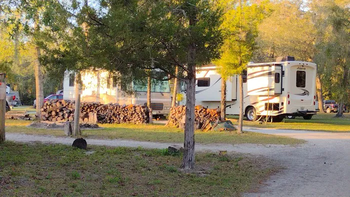 Sumter Oaks - Escapees RV Parks Picture 1