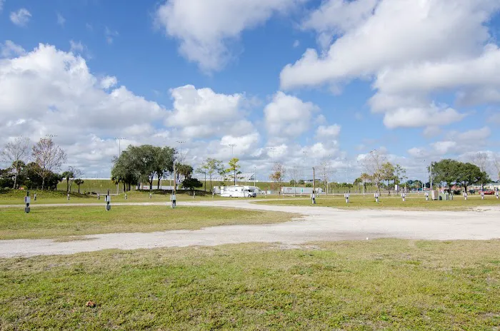 Daytona Racetrack RV Picture 3