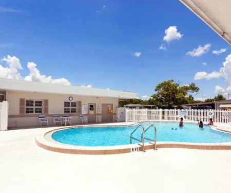 Silver Star Manufactured Home Community