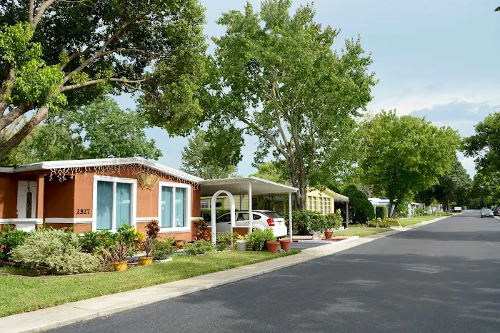Silver Star Manufactured Home Community Picture 3
