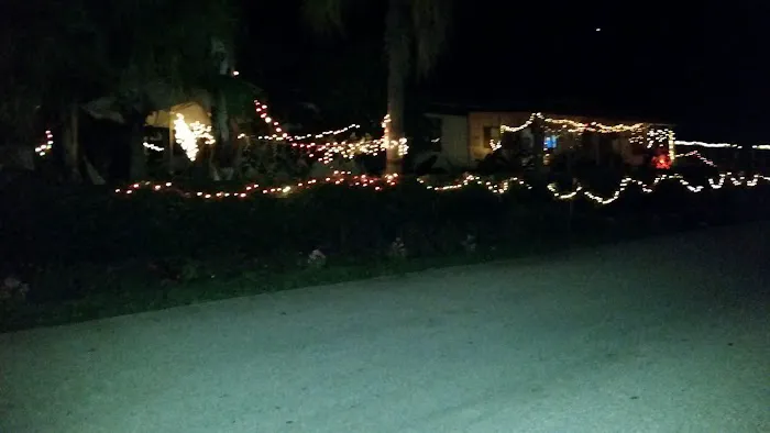 Orange Tree Mobile Home Park Picture 4