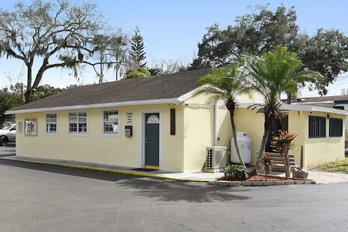 Town & Country Mobile Home Park Picture 5