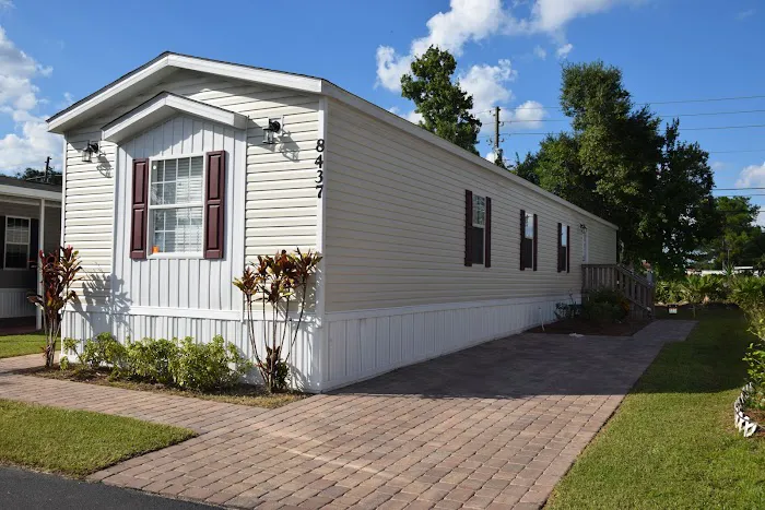 Shadow Hills Manufactured Home Community Picture 3