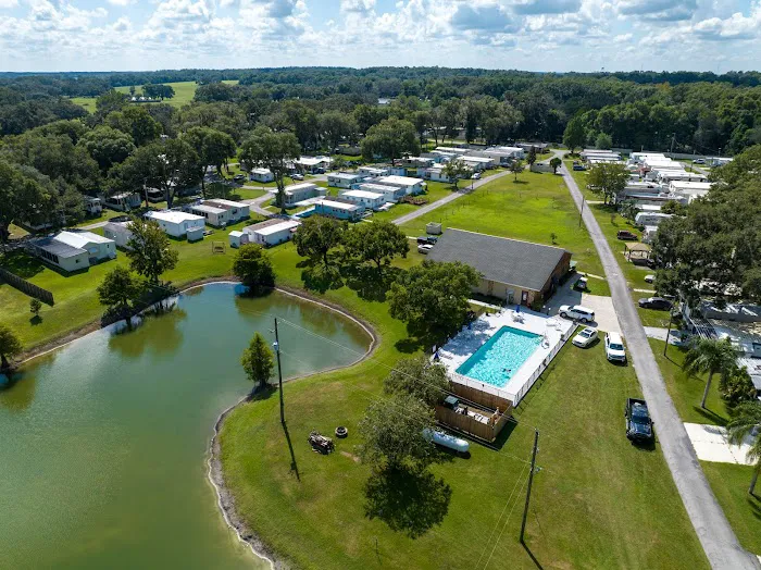 Dade City RV Resort Picture 2