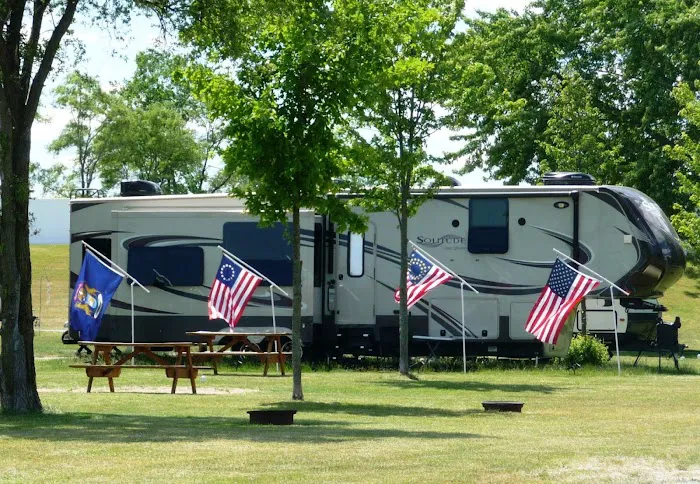 Dade City RV Resort Picture 8