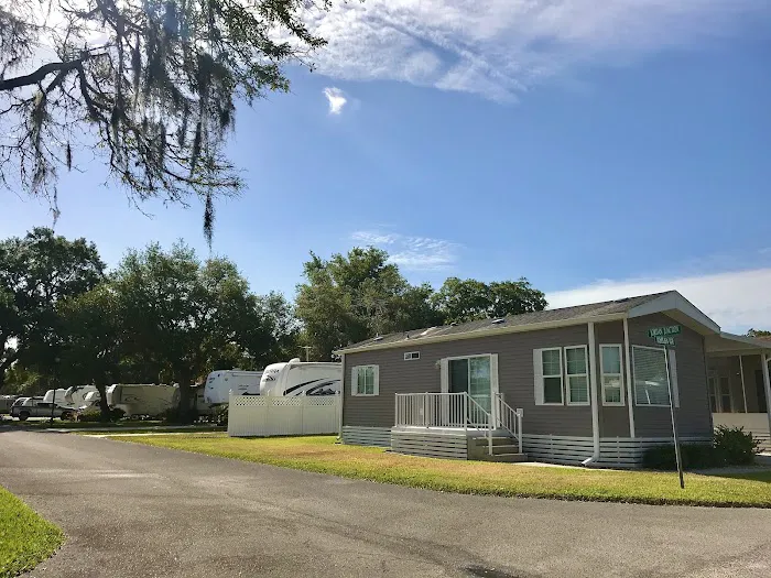 Word Of Life Florida RV Park Picture 5