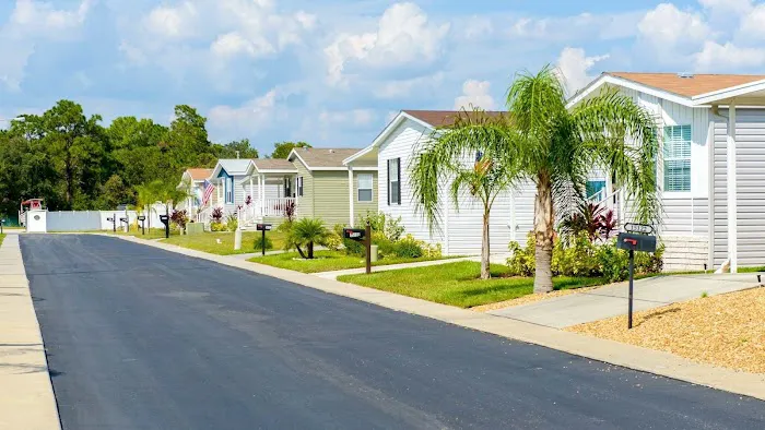 Brentwood Estates Picture 2