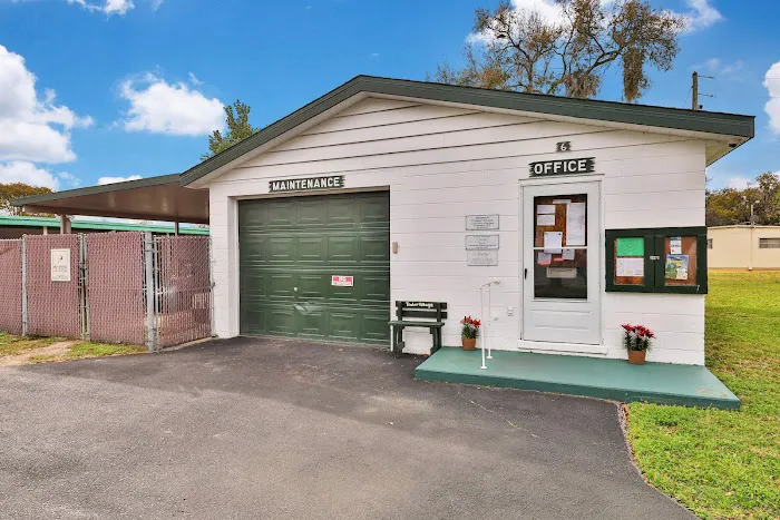 Timber Village Mobile Home Park Picture 6