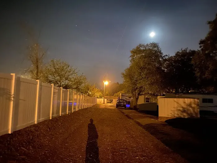 Torchlite RV Park Picture 5