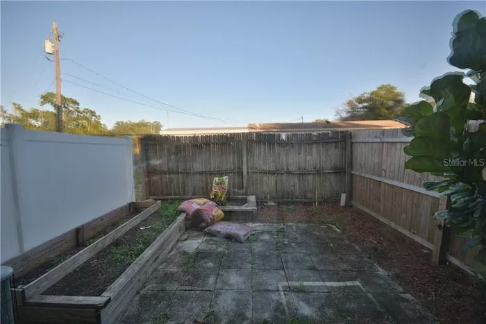 Shady Oaks Mobile Home Park Picture 3