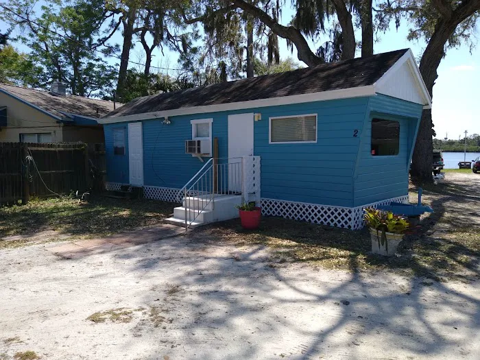 Rose Bay Landing Mobile Home Park Picture 7