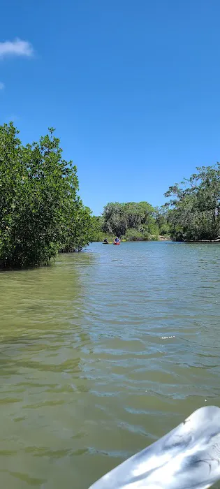 Bissit Bay Fish Camp & RV Park Picture 2