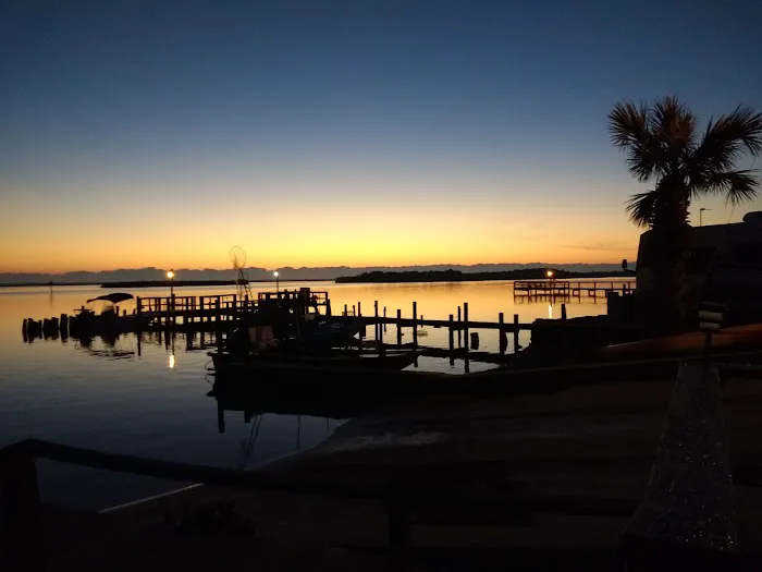 Lopez RV Park & Marina Picture 6