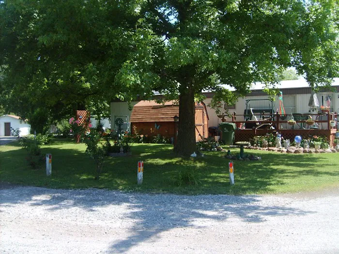 Rend Lake Mobile Home Park Picture 2