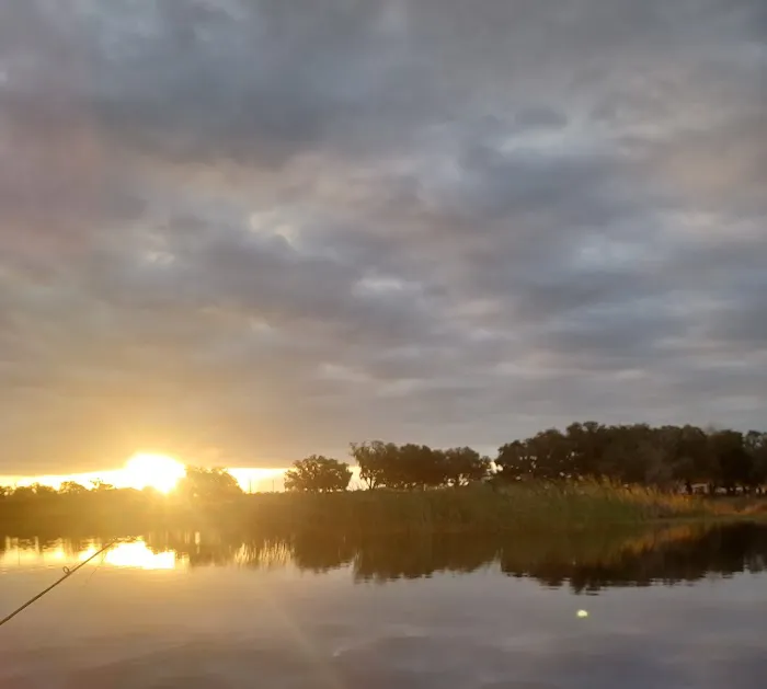 Lake Pasadena RV Park & Fish Picture 7