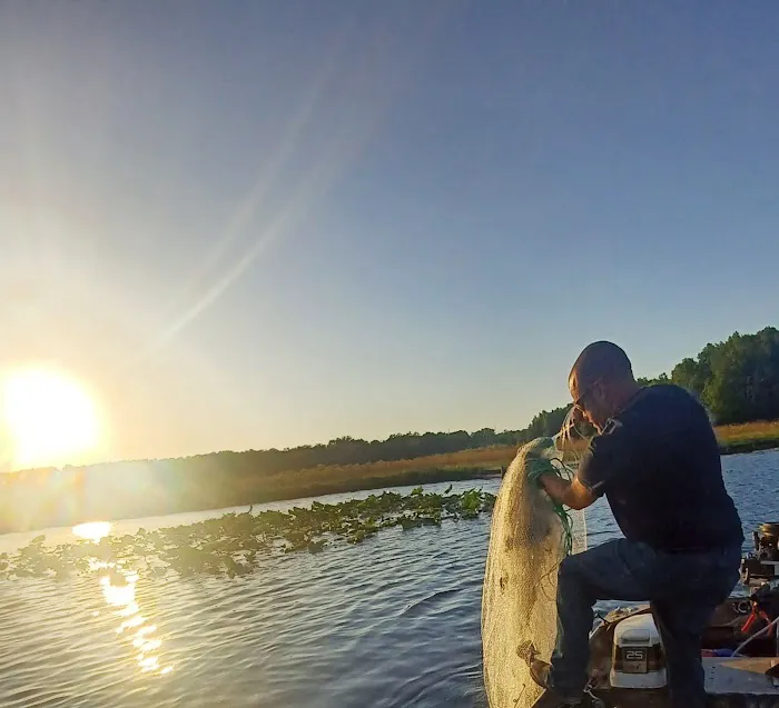 Lake Pasadena RV Park & Fish Picture 10