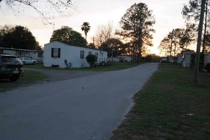 Sunny Skies Mobile Home & RV Park Picture 1