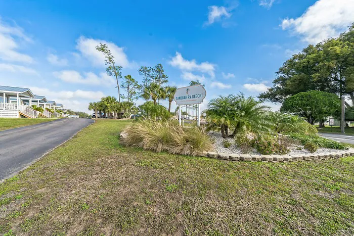 Sandbar 55+ RV and Home Community Picture 5