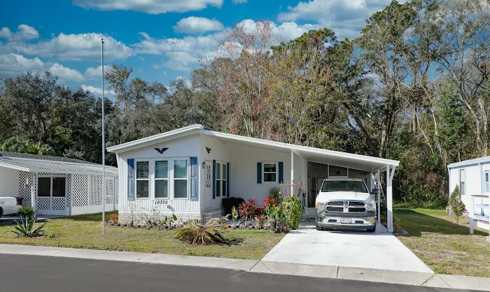Imperial Oaks Mobile Home Park Picture 1