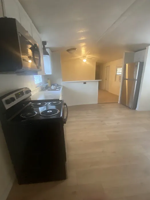Marks Mobile Home Park Picture 4