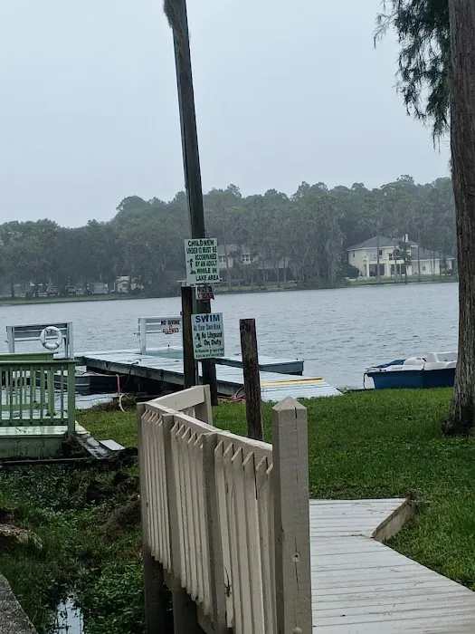 Lake Padgett Mobile Home Village Picture 9