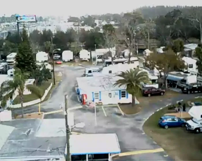 Tropic Breeze RV and Mobile Home Park Picture 8