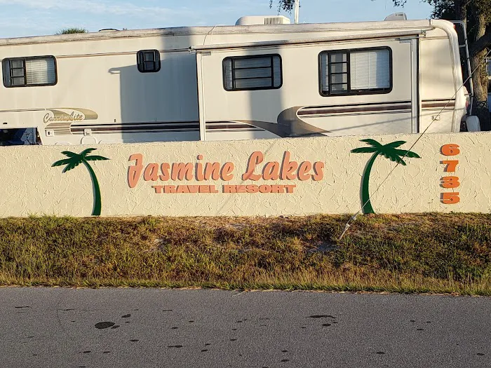 Jasmine Lakes Travel Park Picture 5