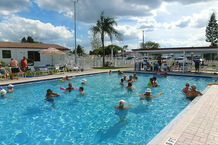 Senate Manor Estates Picture 5