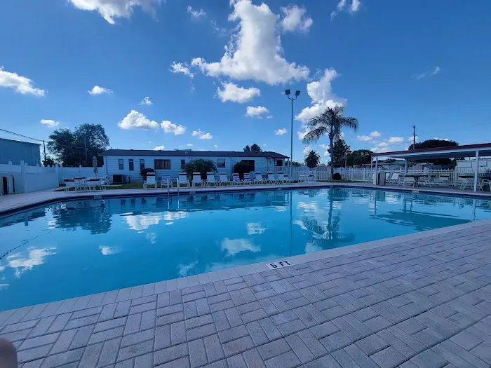 Senate Manor Estates Picture 2