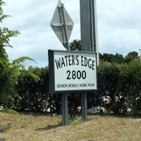 Water's Edge Mobile Home Park (55+) ico