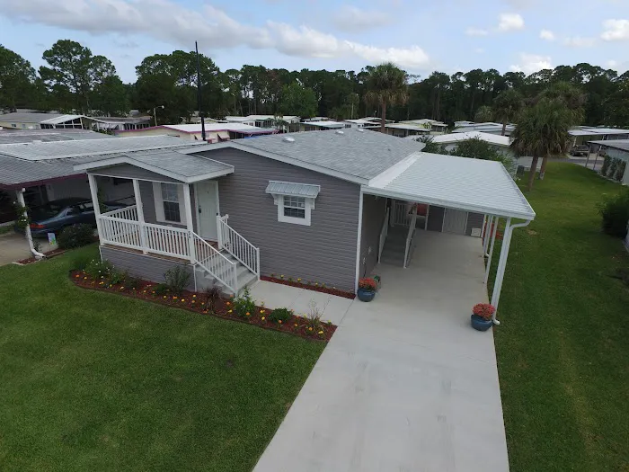 Pickwick Village Picture 9