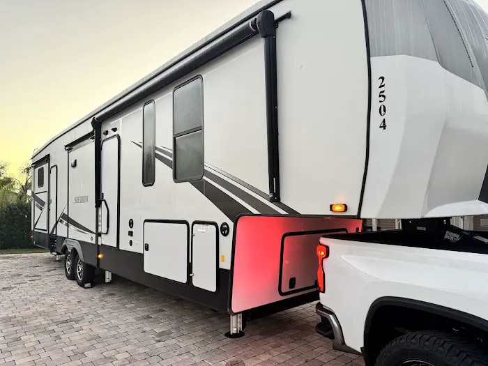 Elite Resorts at Citrus Valley Picture 4