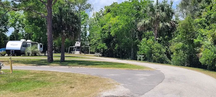 Lathrom's Landing RV Park South - former Crystal Lake RV Park Picture 9