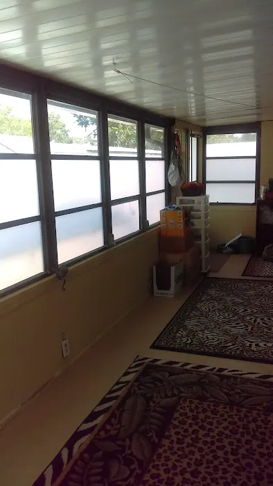 Pinewood Village Mobile Home Park Picture 9