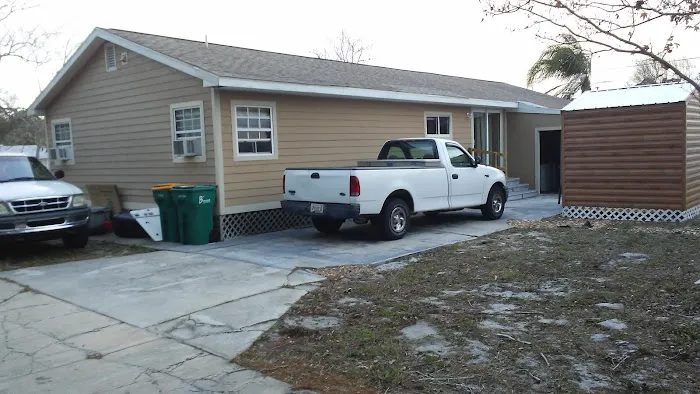 Pinewood Village Mobile Home Park Picture 10