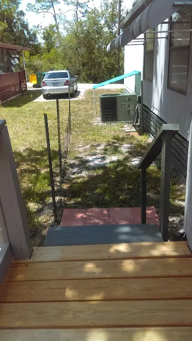 Pinewood Village Mobile Home Park Picture 6