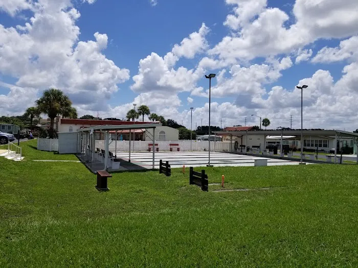 Spanish Trails Senior Village Picture 2