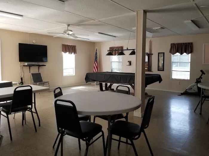 Country Oaks RV Park Picture 5