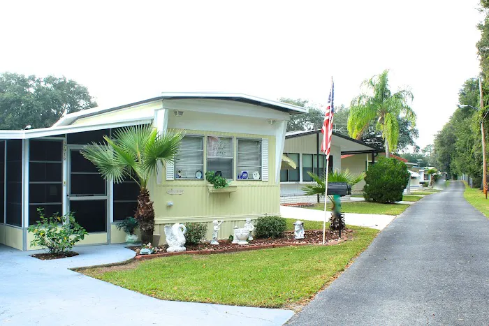 Wood Dale Mobile Home Park Picture 1