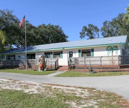 THE OAKS AT ZEPHYRHILLS