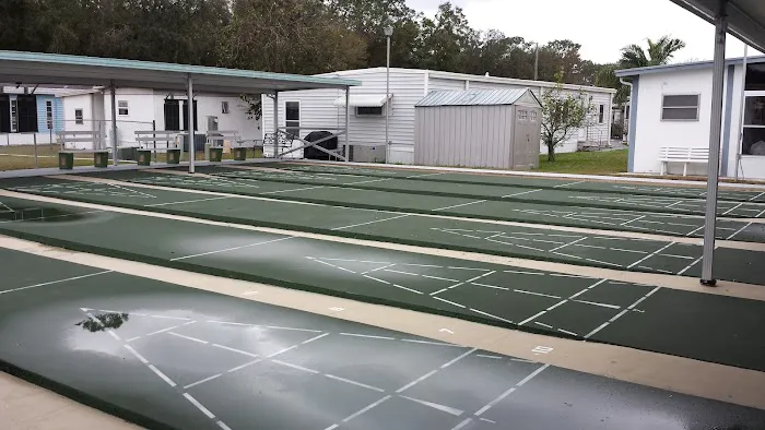 Country Aire Village Picture 3