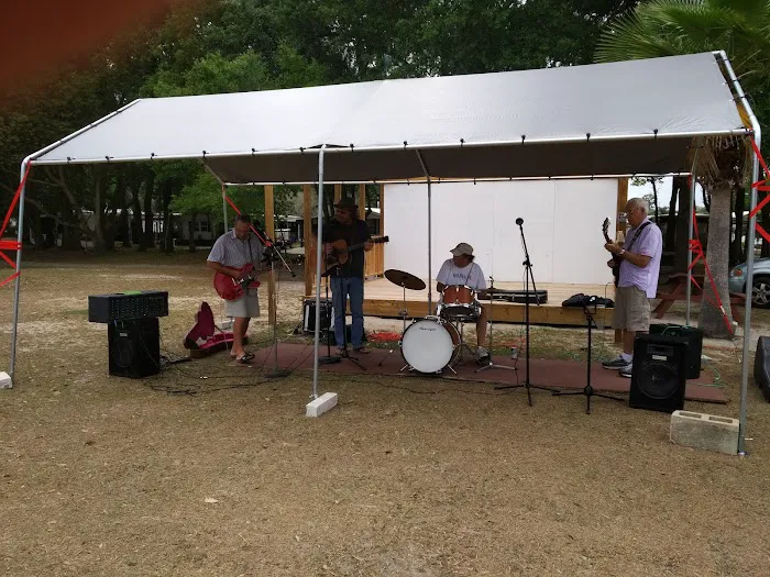 Country Aire Village Picture 9