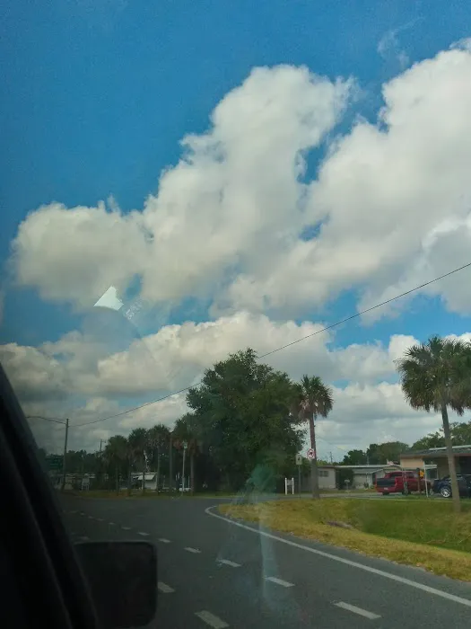 Pinecrest Mobile Home Park Picture 2