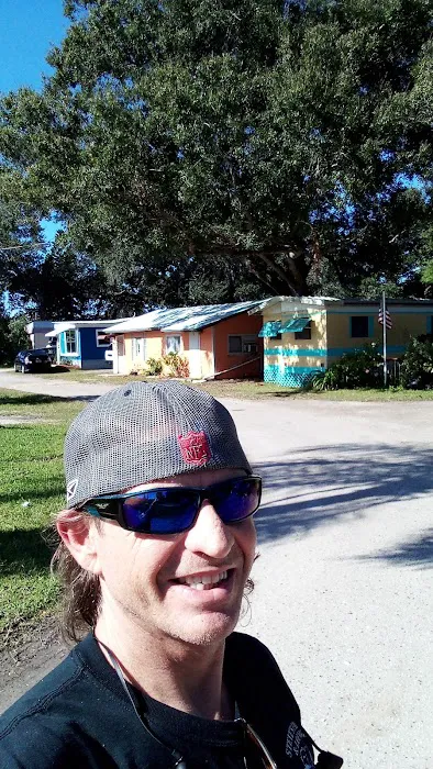 Tropicana Trailer Park Picture 9